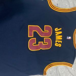 Lebron James jersey